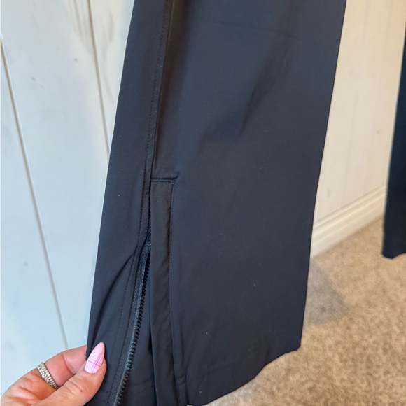 ALO Yoga Women's Black Trousers - Picture 2 of 5